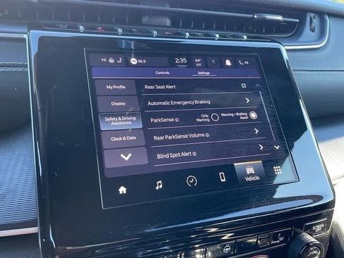 Used 2024 Jeep Grand Cherokee L Laredo image 21