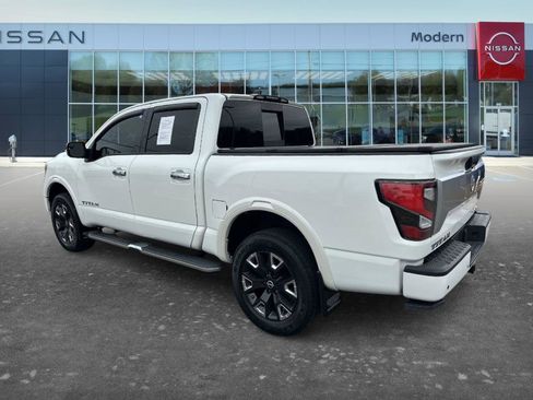 Used 2024 Nissan Titan Platinum Reserve w/ Moonroof Package image 6