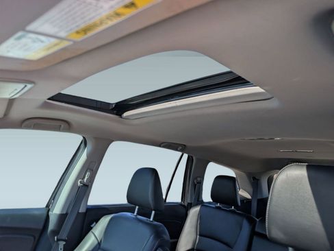 Used 2021 Honda Pilot Special Edition image 16