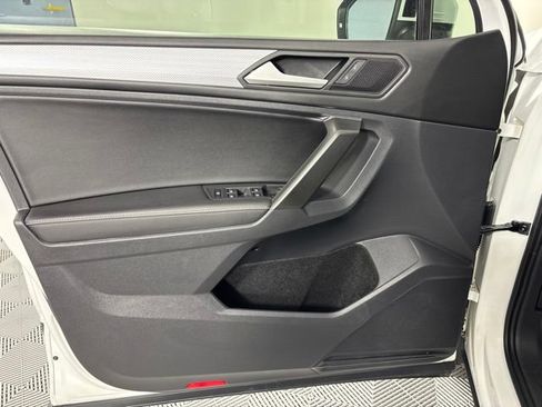 Used 2022 Volkswagen Tiguan S FWD image 29