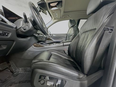 Used 2023 BMW X7 xDrive40i image 19