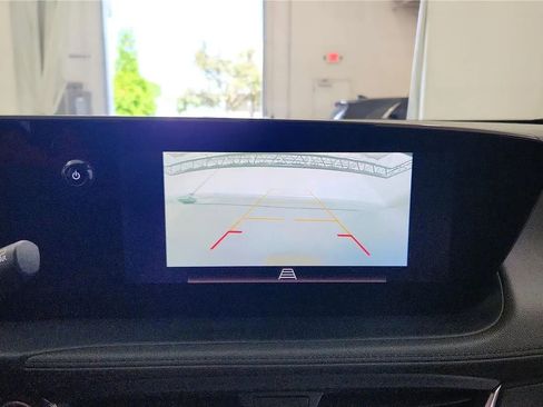 Used 2025 Buick Encore GX Preferred FWD image 25