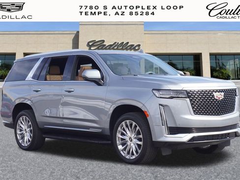 Certified 2023 Cadillac Escalade Premium Luxury w/ Performance Package image 3