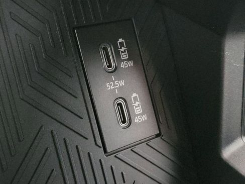 New 2025 Toyota Tacoma SR5 image 31