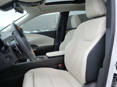 Used 2024 Lexus RX 350 w/ Convenience Package image 14