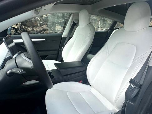 Used 2021 Tesla Model 3 Performance image 22