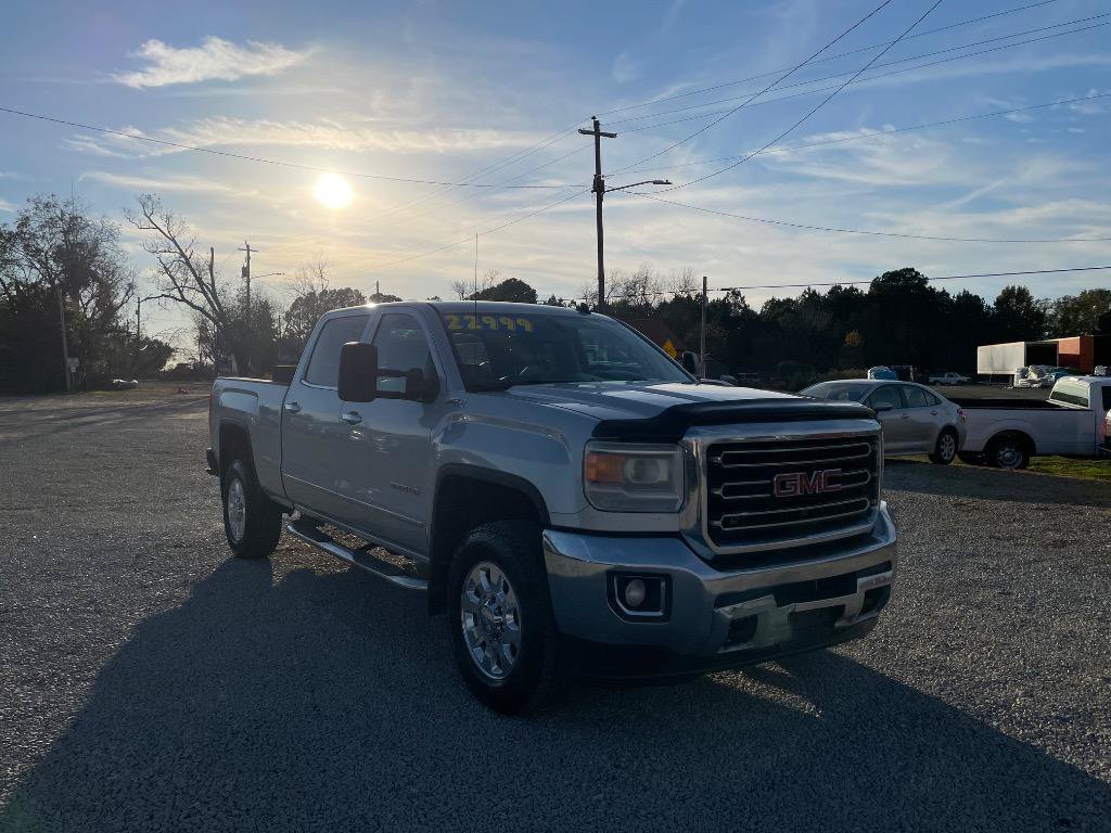Used 2015 GMC Sierra 2500 SLT w/ Suspension Package, Off-Road AWD/4WD image 3