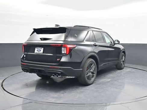 New 2026 Ford Explorer ST image 7