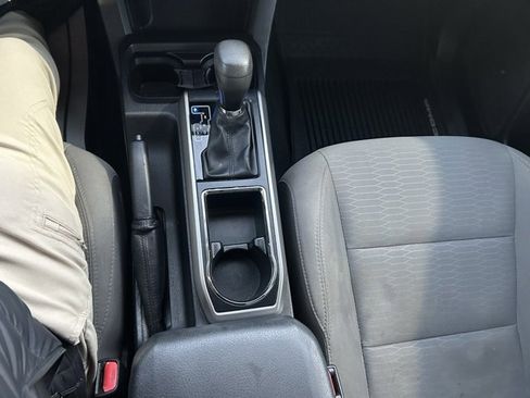 Used 2017 Toyota Tacoma SR5 image 15