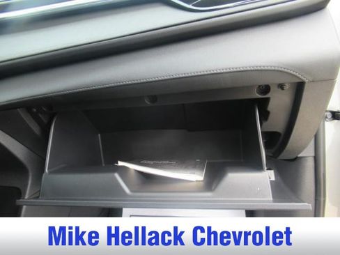 Used 2025 Buick Enclave Preferred FWD image 16