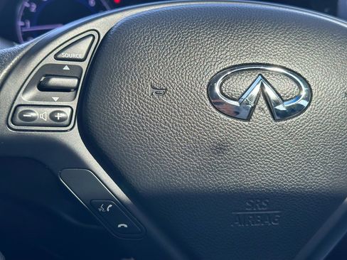 Used 2015 INFINITI Q40 w/ Moonroof Package image 28