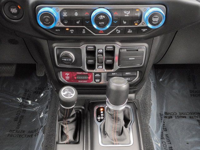Used 2023 Jeep Wrangler Unlimited Rubicon 392 w/ Xtreme Recon 35" Tire Package AWD/4WD image 19