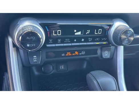 Certified 2024 Toyota RAV4 XLE AWD/4WD image 24