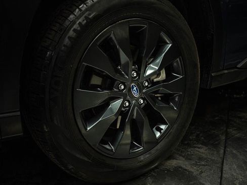 Used 2024 Subaru Outback Onyx Edition AWD/4WD image 3