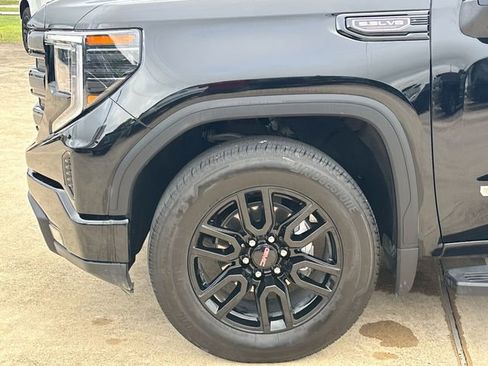 Used 2026 GMC Sierra 1500 Elevation w/ LPO, Elevation Black Package RWD image 34