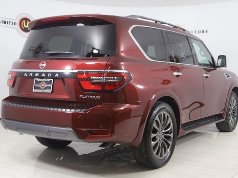 Used 2024 Nissan Armada Platinum w/ Captain's Chairs Package image 3