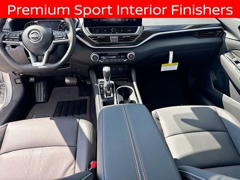 Certified 2025 Nissan Altima 2.5 SR w/ SR Premium Package FWD image 22