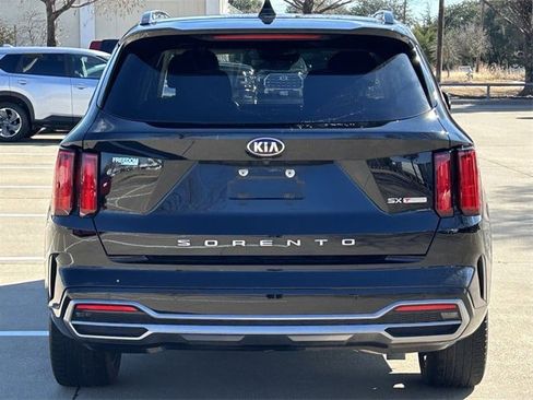 Used 2021 Kia Sorento SX image 5