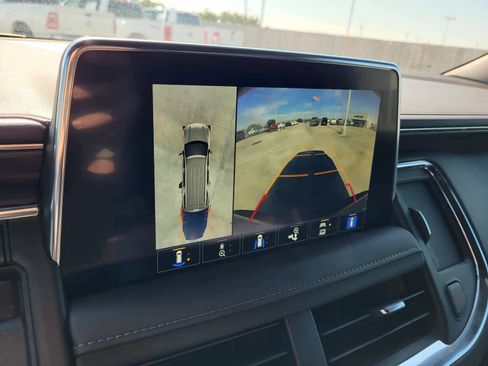 Used 2024 Chevrolet Tahoe Z71 w/ Z71 Off-Road Package image 22