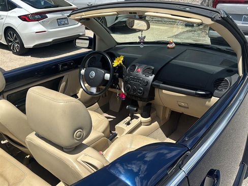 Used 2005 Volkswagen Beetle GLS FWD image 5