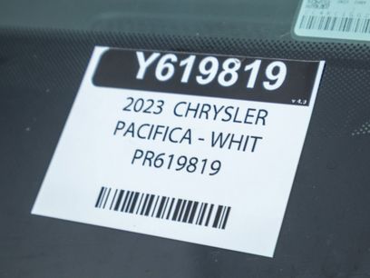 Used 2023 Chrysler Pacifica Limited