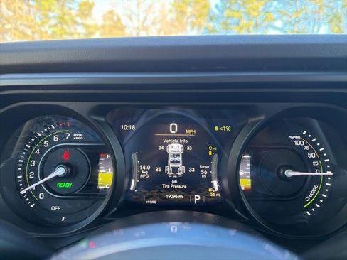 Used 2024 Jeep Wrangler High Altitude image 12