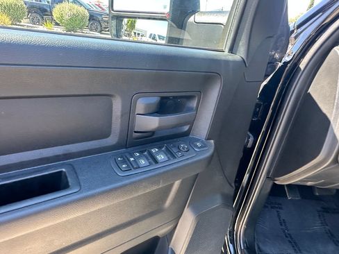 Certified 2024 RAM 2500 Tradesman w/ Chrome Appearance Group AWD/4WD image 19