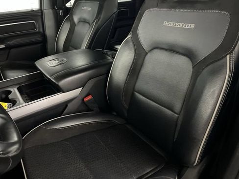 Used 2024 RAM 1500 Laramie AWD/4WD image 19