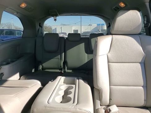 Used 2016 Honda Odyssey EX-L image 26