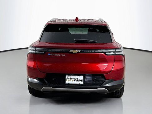 Used 2024 Chevrolet Equinox EV LT w/ Active Safety Package 3 AWD/4WD image 11