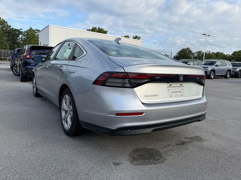 Used 2024 Honda Accord LX image 3