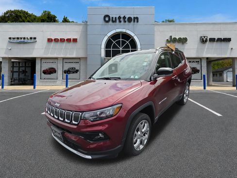Certified 2022 Jeep Compass Limited AWD/4WD image 8