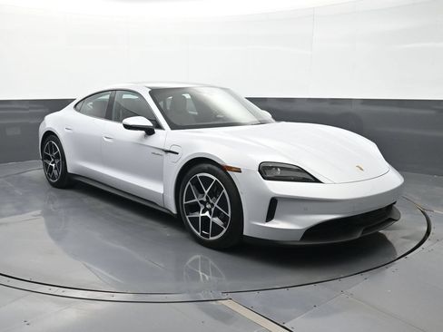 Used 2025 Porsche Taycan RWD image 26