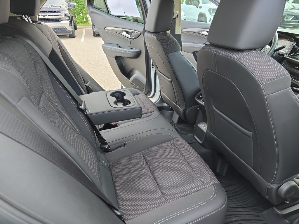 Used 2023 Buick Envision Preferred w/ Sport Touring Package AWD/4WD image 11