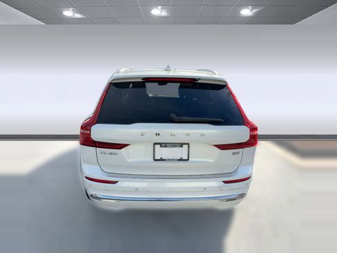 Certified 2023 Volvo XC60 B5 Plus w/ Protection Package Premier image 10
