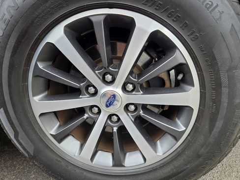 Used 2018 Ford Expedition Max XLT image 44