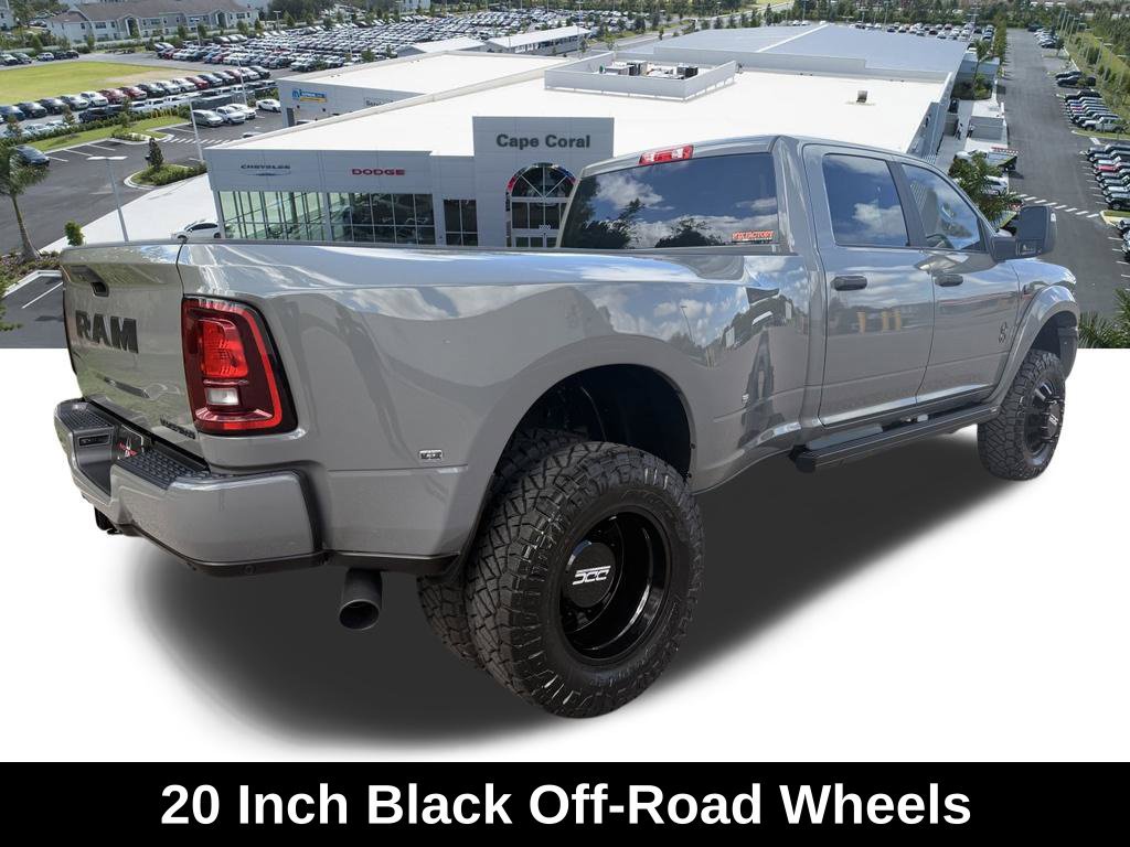 New 2026 RAM 3500 Big Horn AWD/4WD image 4