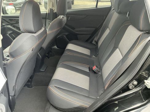 Used 2022 Subaru Crosstrek 2.0i Premium w/ Moonroof Package image 12