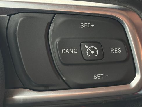 Used 2018 Jeep Wrangler Rubicon image 27