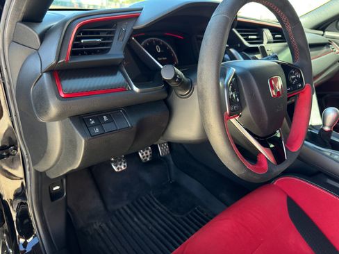 Used 2021 Honda Civic Type R image 15
