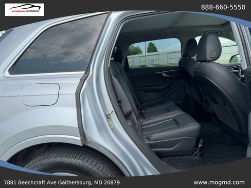 Used 2020 Audi Q7 3.0T Premium Plus AWD/4WD image 33