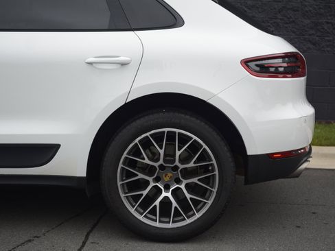 Used 2018 Porsche Macan S AWD/4WD image 42