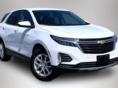 Used 2023 Chevrolet Equinox LT w/ LPO, Floor Liner Package