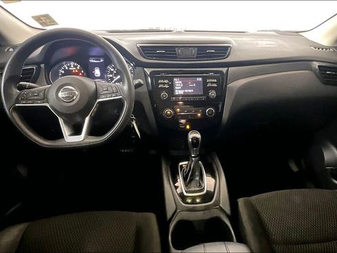 Used 2018 Nissan Rogue Sport S w/ S Appearance Package image 11