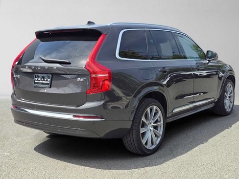 Certified 2023 Volvo XC90 B6 Ultimate w/ Lounge Package AWD/4WD image 5