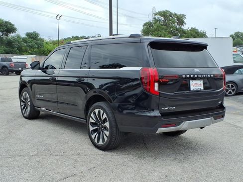 Certified 2025 Ford Expedition Max Platinum w/ Driver's Package AWD/4WD image 5