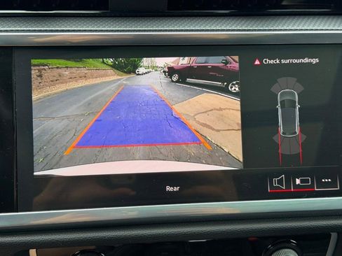 Used 2025 Audi Q3 2.0T Premium w/ Convenience Package AWD/4WD image 22