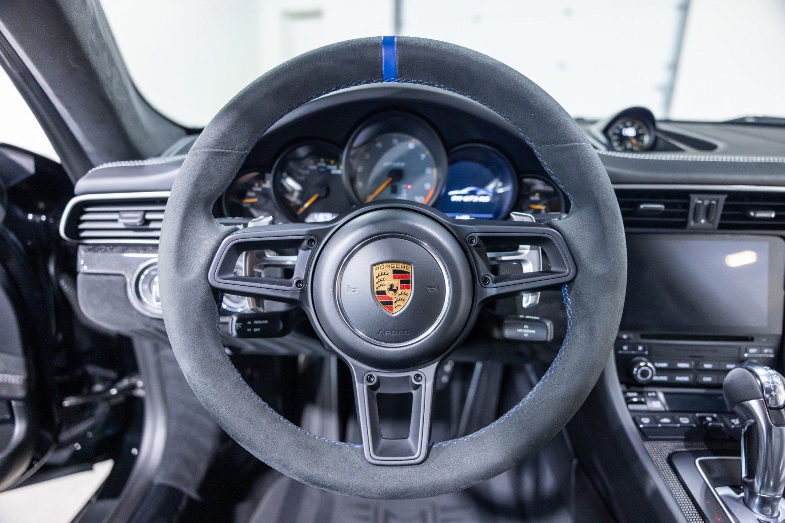 Used 2019 Porsche 911 GT3 RS RWD image 44
