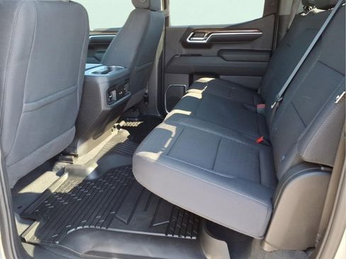 Used 2024 Chevrolet Silverado 1500 RST w/ Z71 Off-Road Package image 12