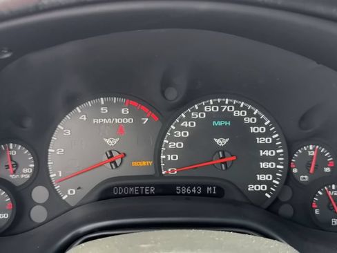 Used 1997 Chevrolet Corvette Coupe RWD image 18